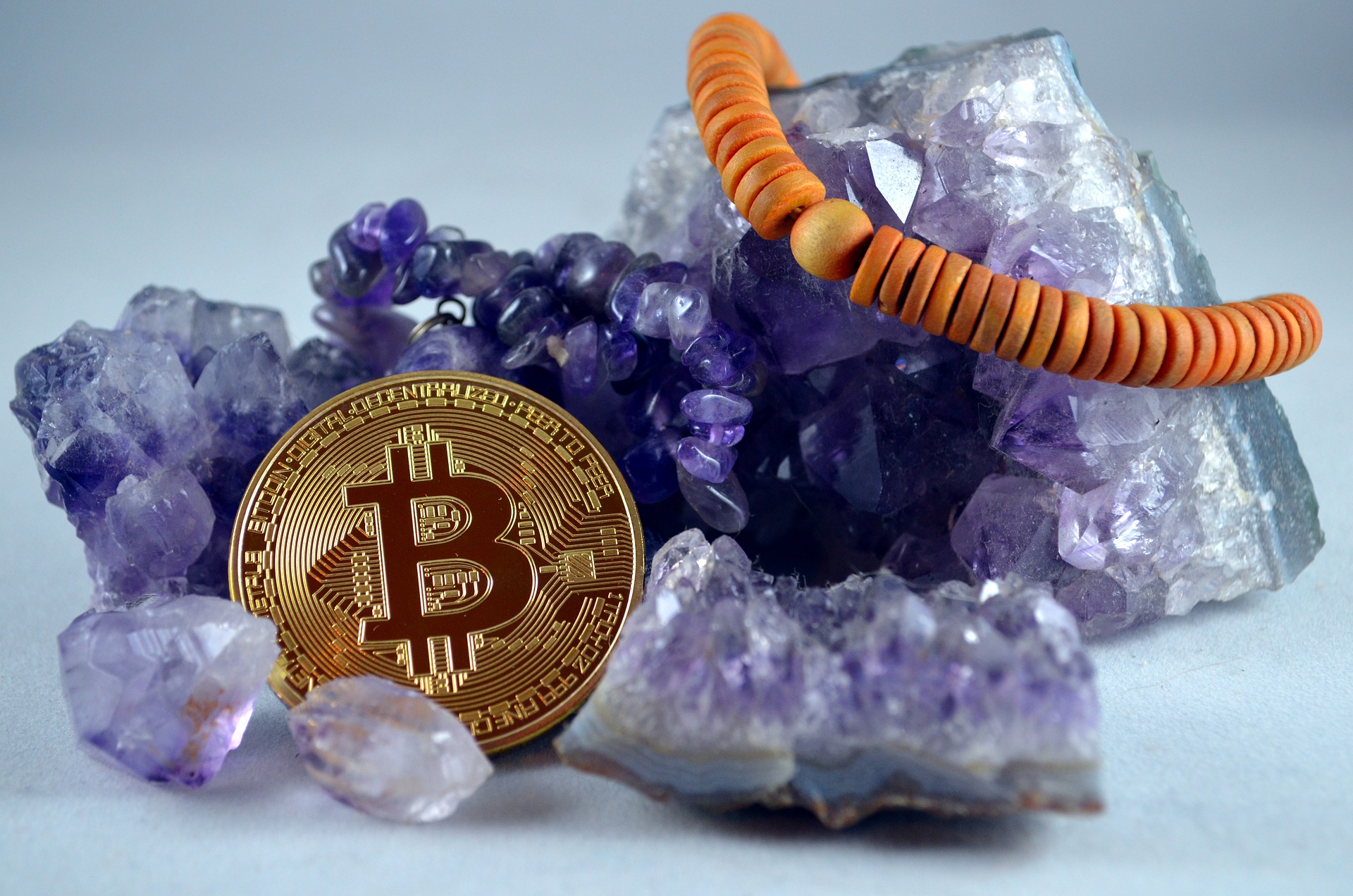 Cryptomonnaie : comment investir prudemment dans cette classe d’actifs ?