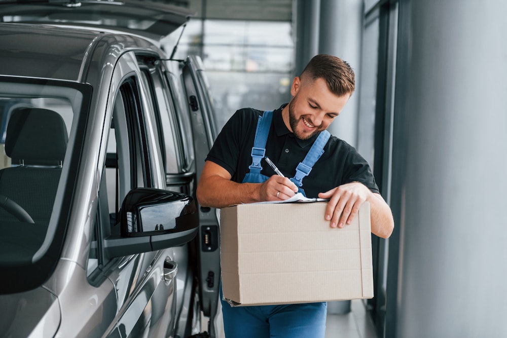 Les avantages et les inconvénients de devenir livreur Uber pour votre entreprise de livraison
